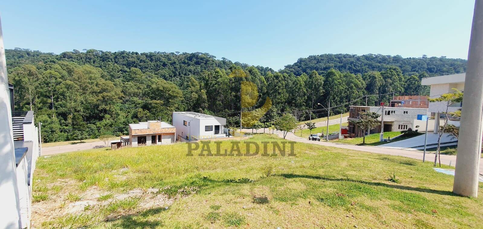 Terreno à venda, 883m² - Foto 1