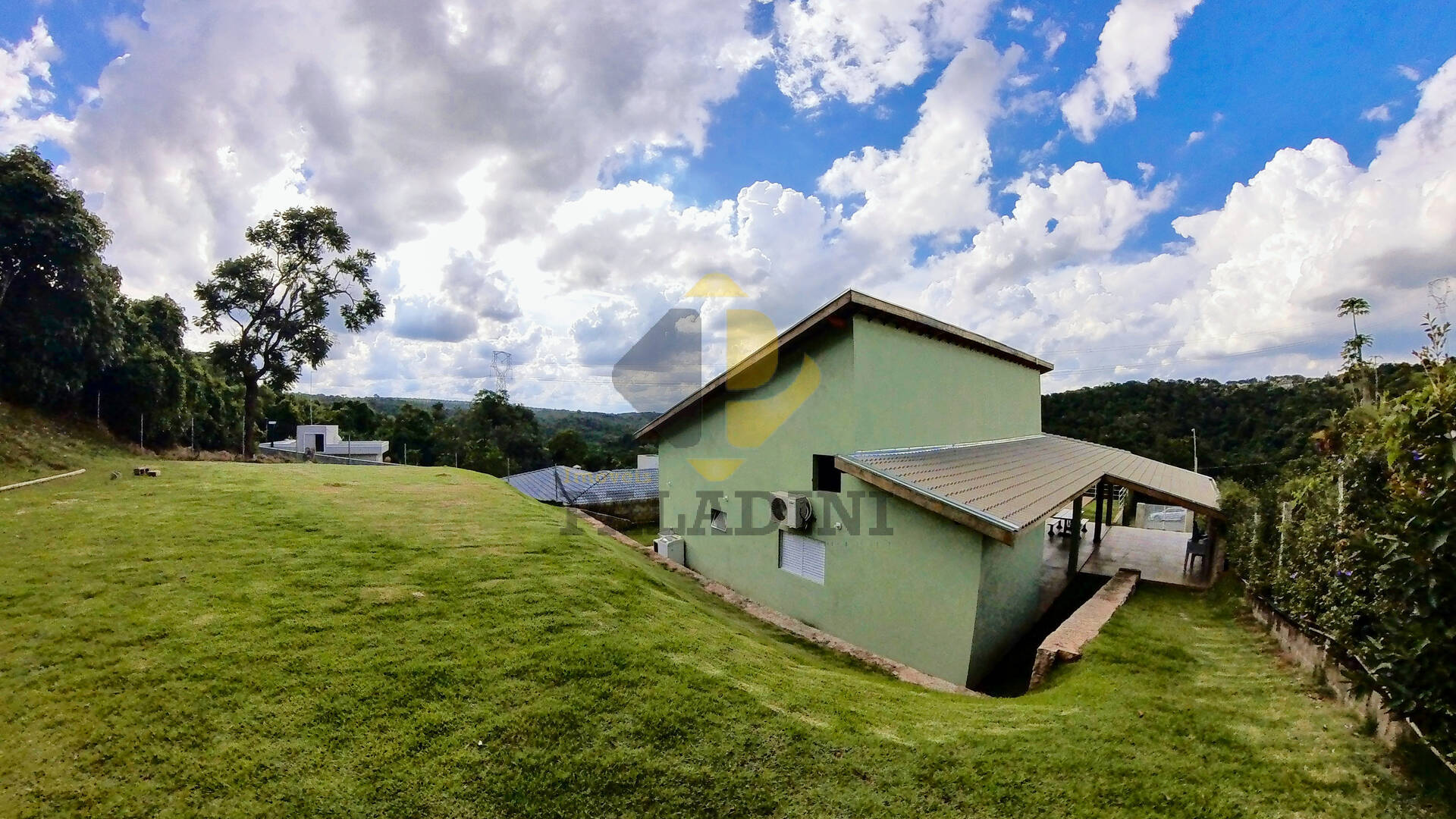 Casa de Condomínio à venda com 4 quartos, 221m² - Foto 18