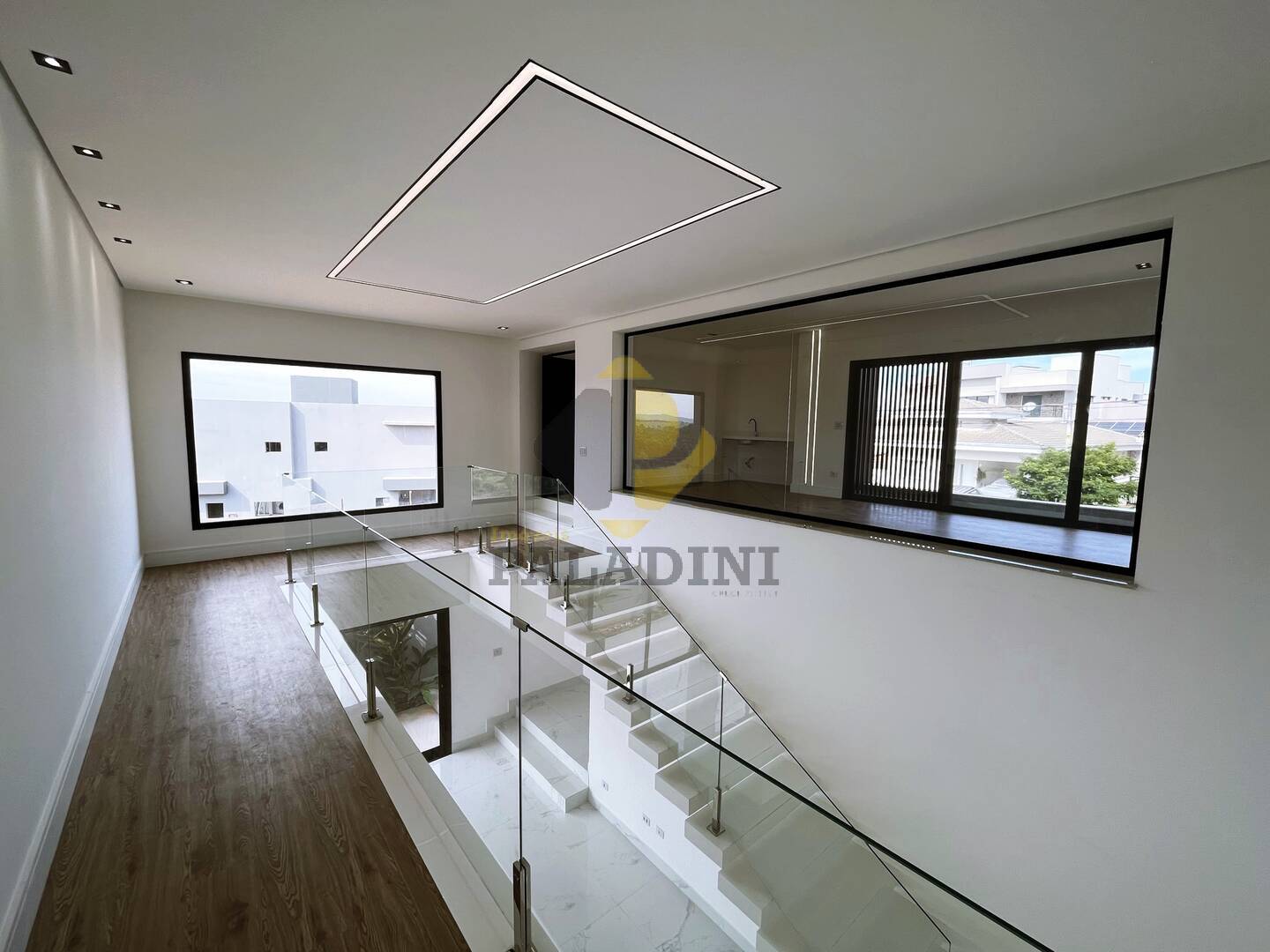 Casa de Condomínio à venda com 4 quartos, 333m² - Foto 27