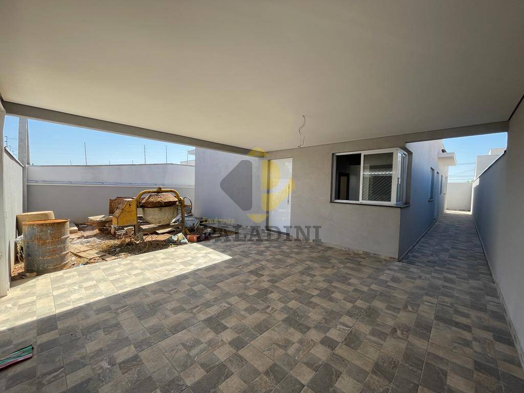 Casa à venda com 3 quartos, 153m² - Foto 18