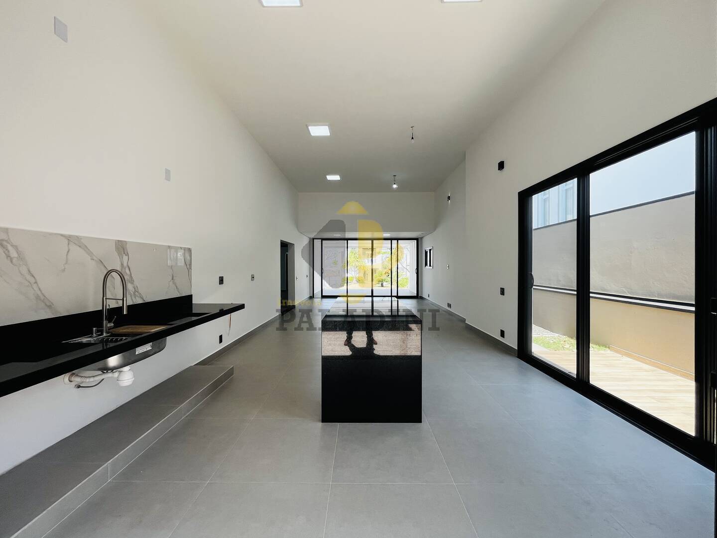 Casa à venda com 3 quartos, 205m² - Foto 10